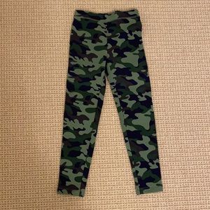 JCrew Girls' cozy legging in camo, size 8